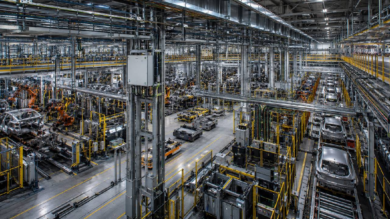 Connected Automotive Factory
