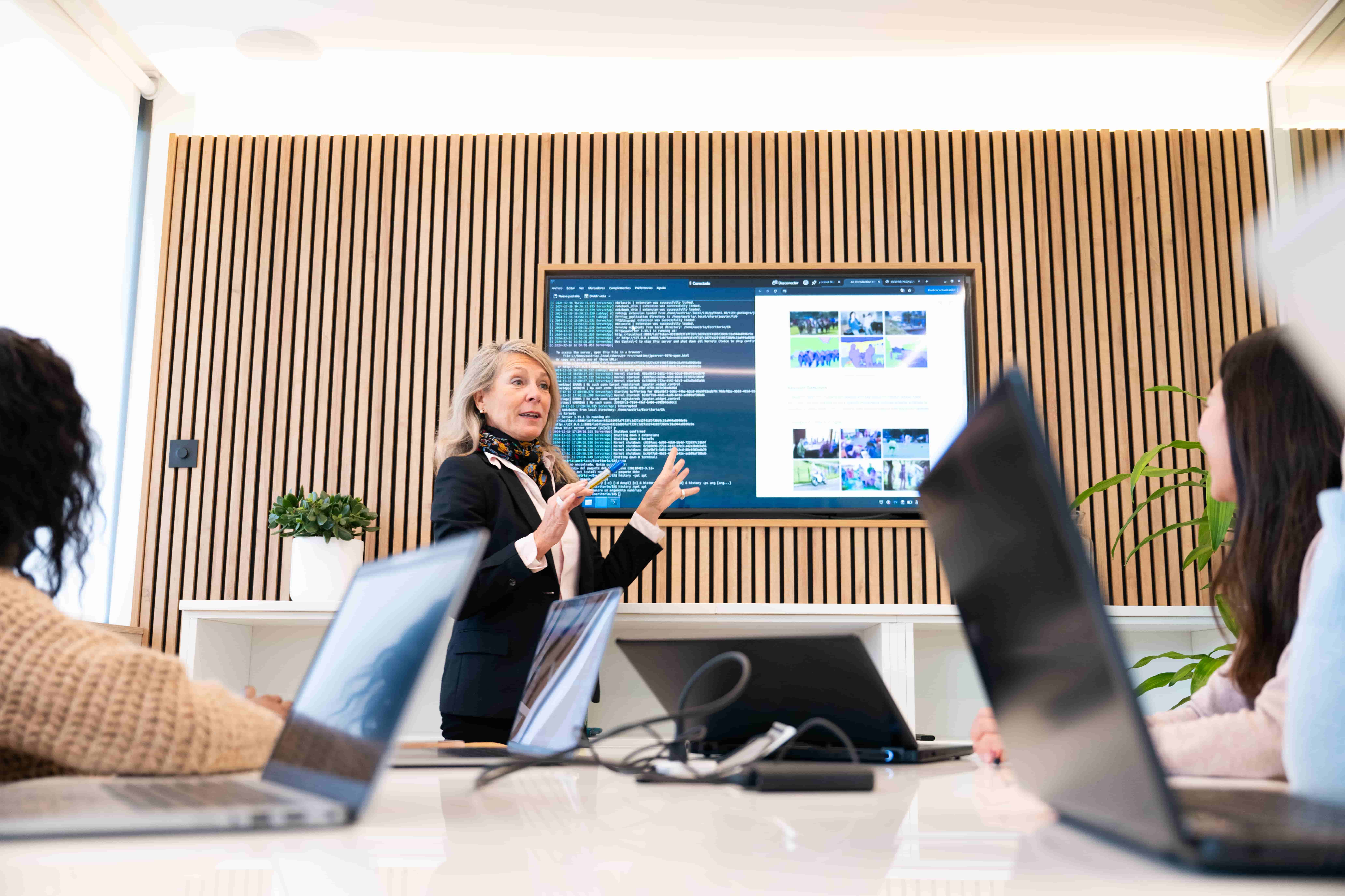 Embedding continuous learning into the organization