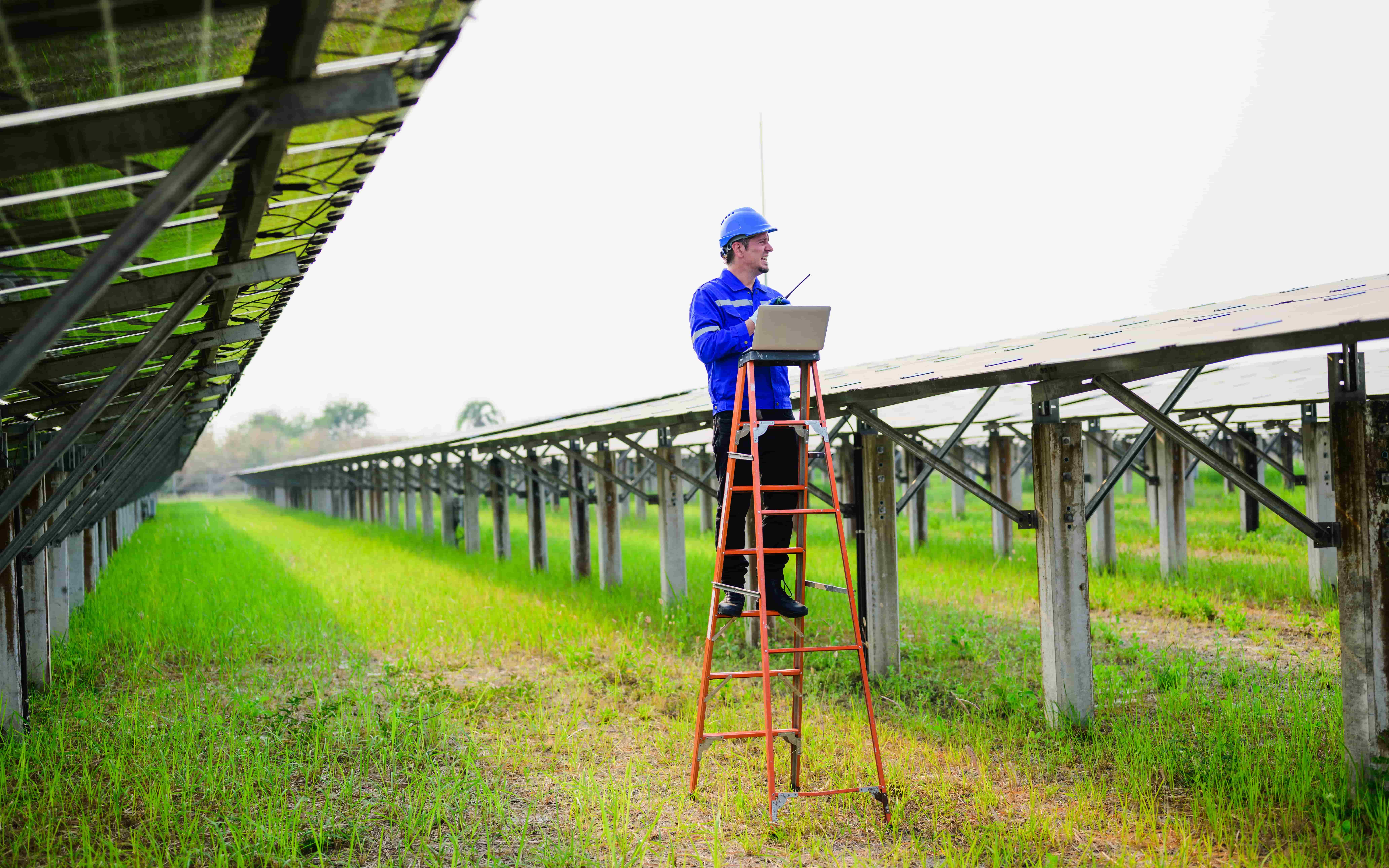 Limited real-time visibility of field operations